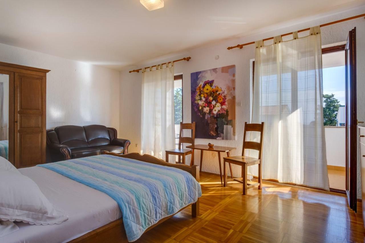 Apartmani Maris Mali Losinj Bagian luar foto